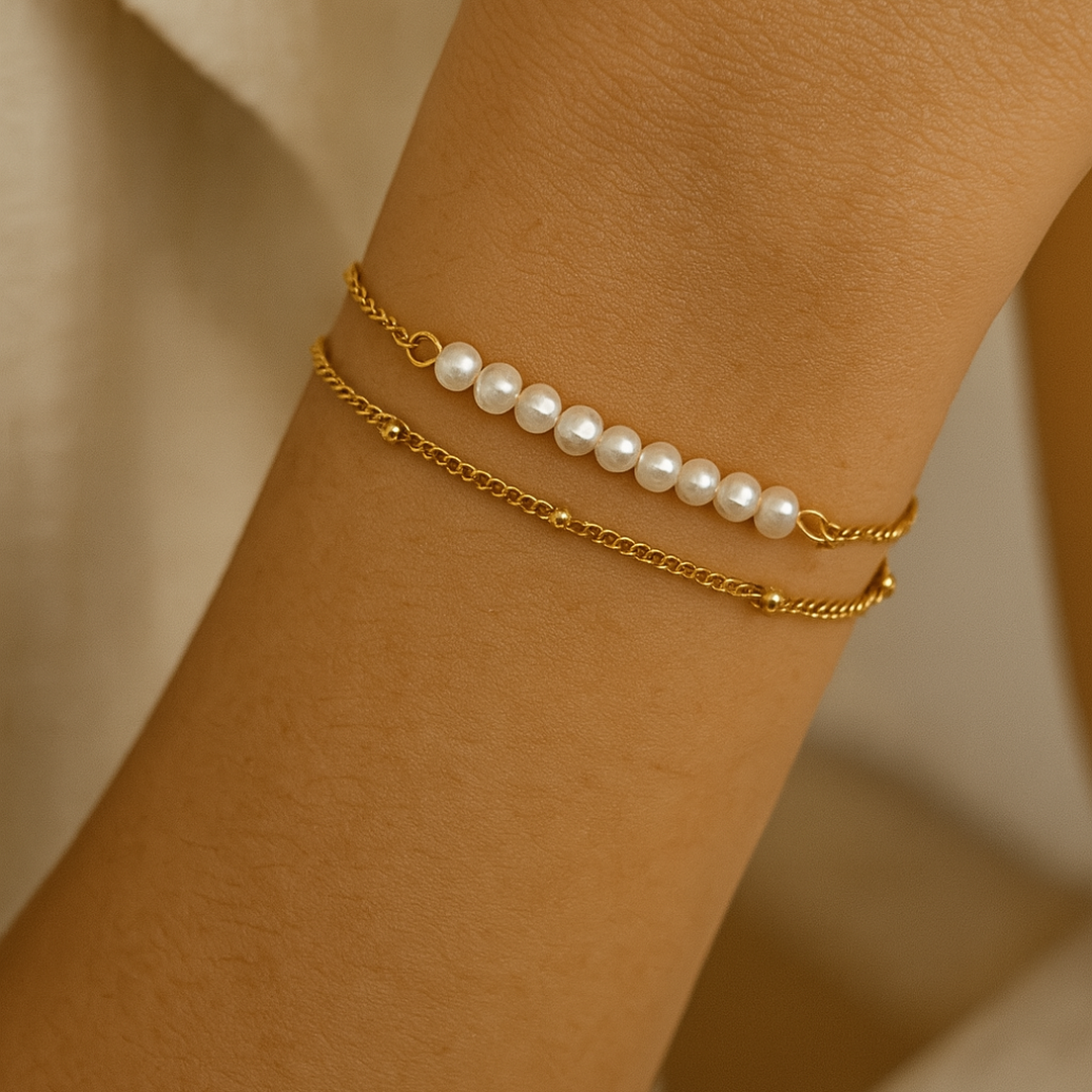 Pearl beaded bracelet