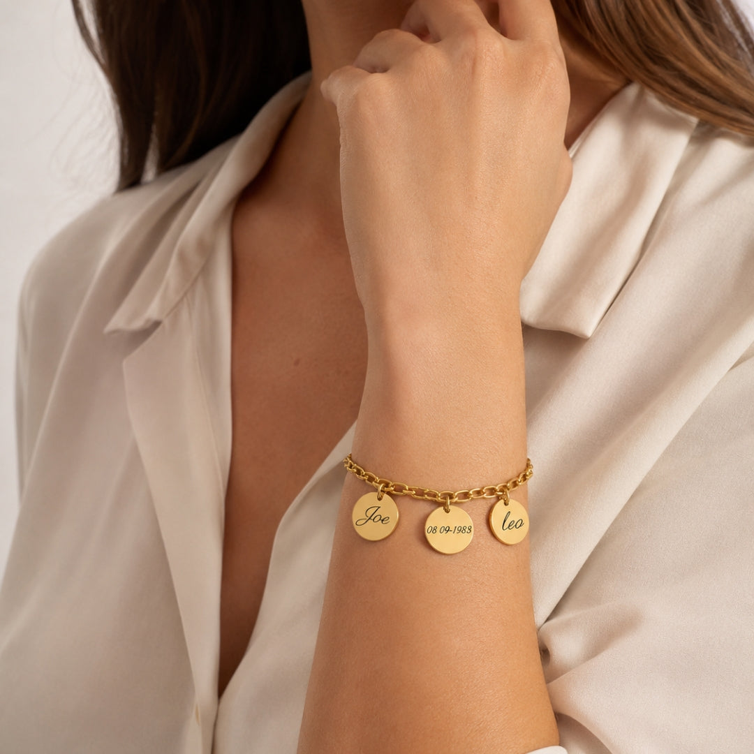 The Keepsake Disc Bracelet (Gold)