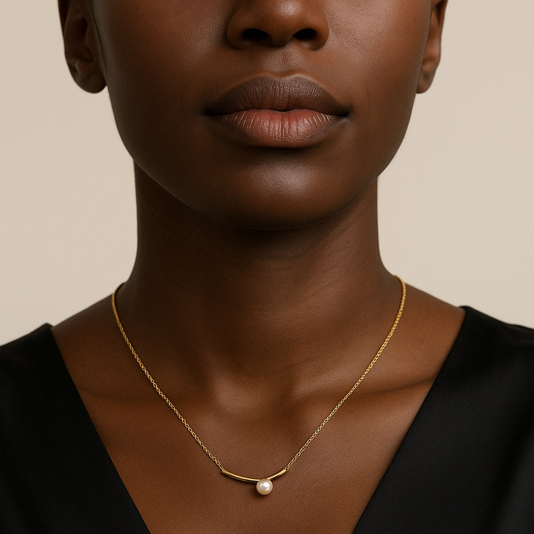 Eterna Pearl Necklace