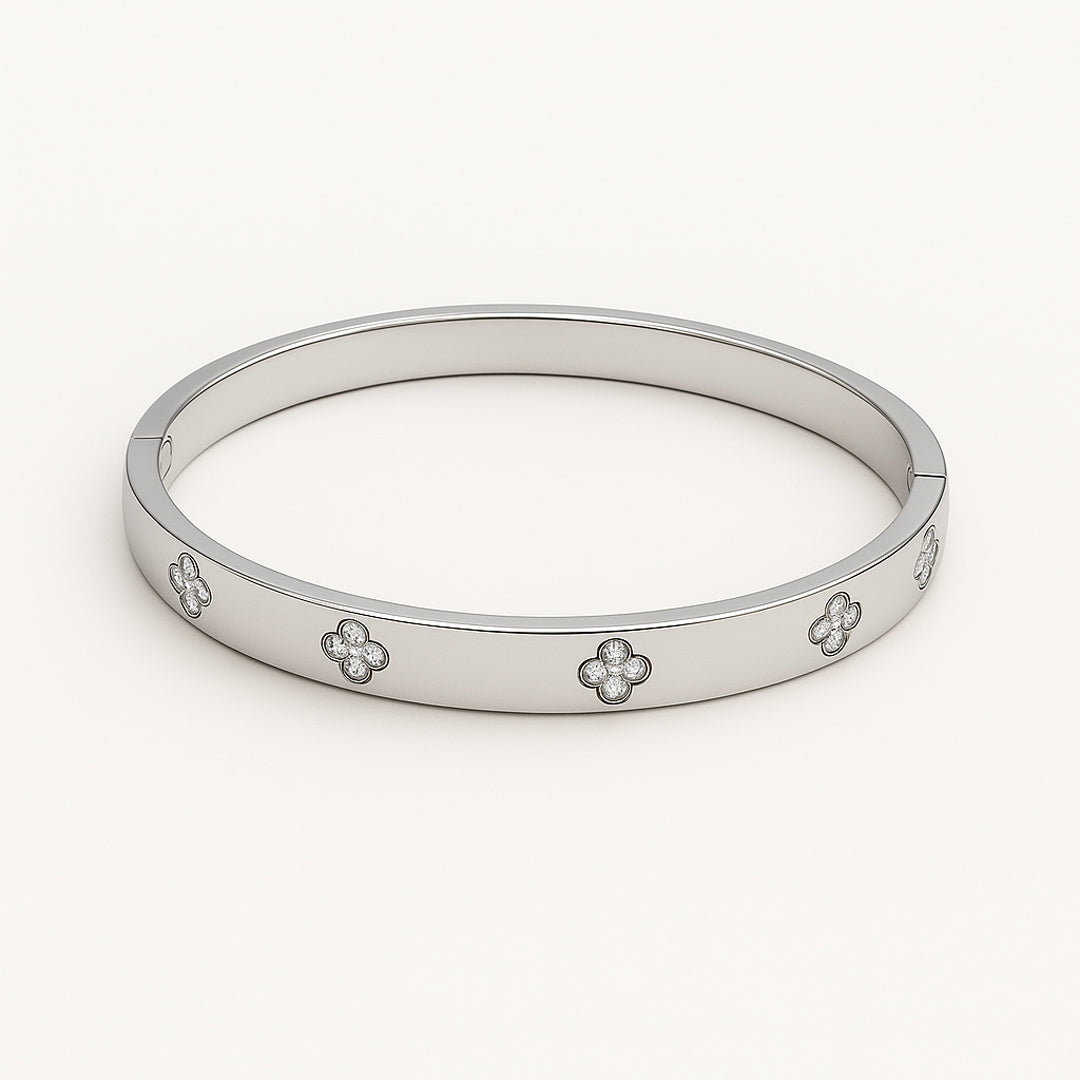 Radiance Clover Bangle (silver)