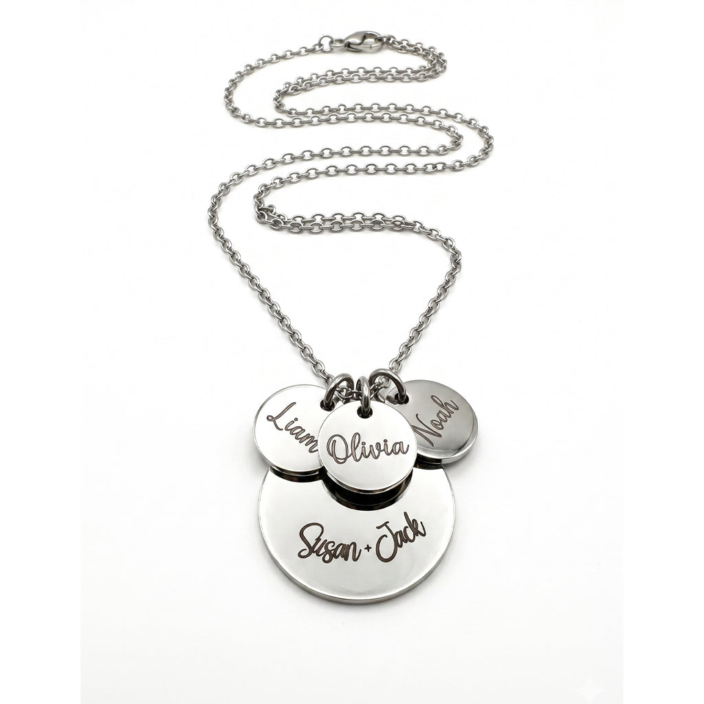 Family Engraved Necklace (Silver)