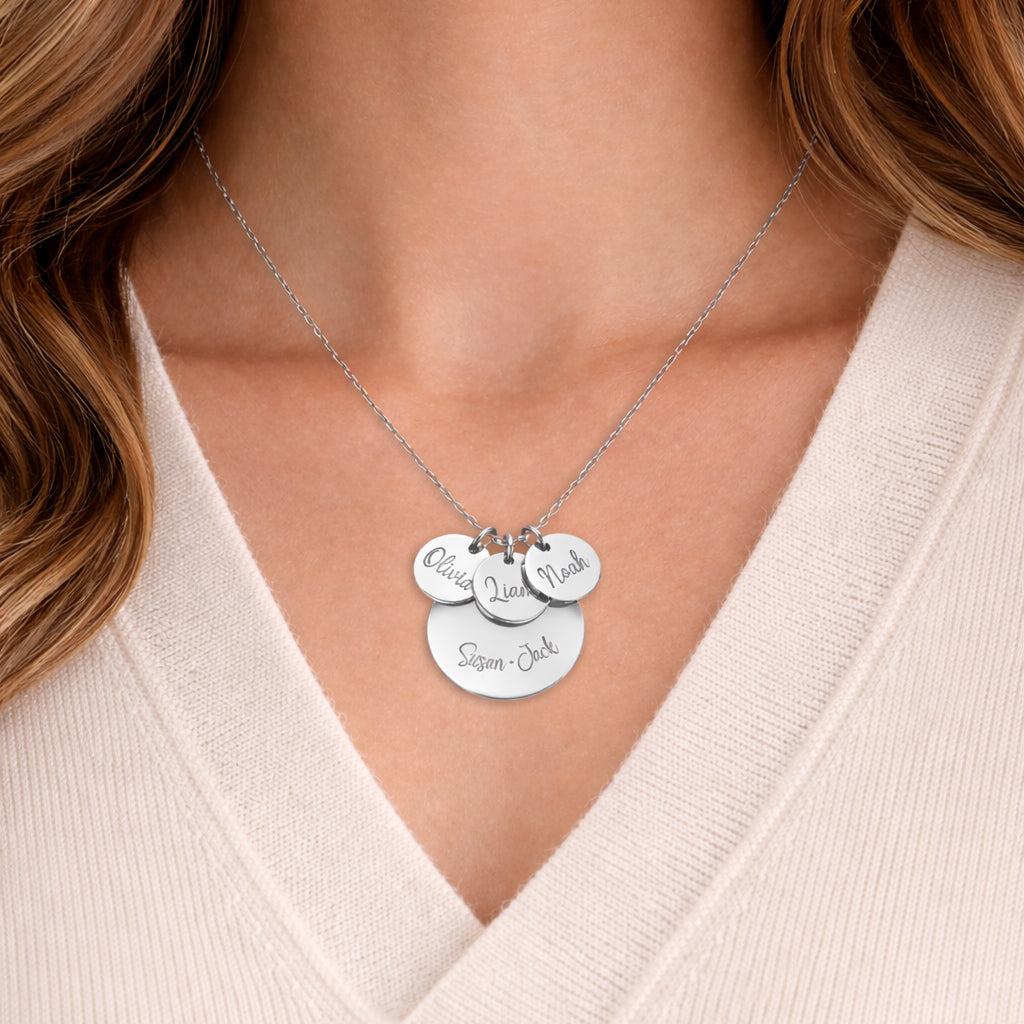 Family Engraved Necklace (Silver)